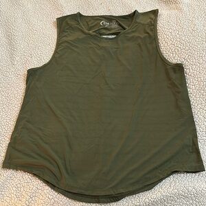 Zyia Green Muscle Tee for Effortless Style